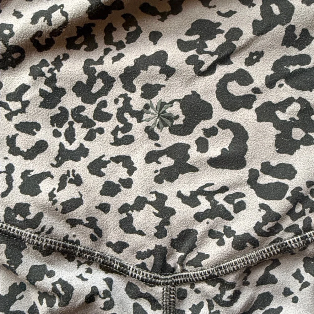 Athleta Dark Gray Leopard Elation Ultra High Rise Leggings - Picture 4 of 7